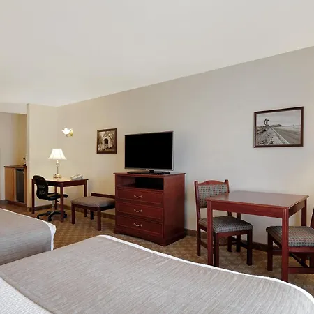 Days Inn By Wyndham Dawson Creek Exterior photo